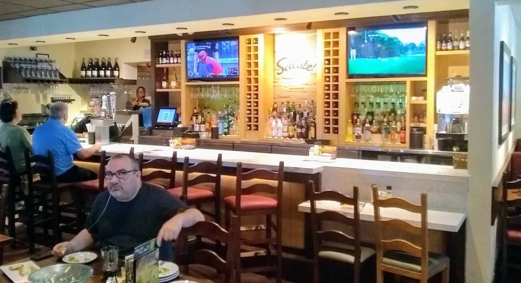 Olive Garden Italian Restaurant | meal takeaway | 25 Ludwig Dr, Fairview Heights, IL 62208, USA | 6183978727 OR +1 618-397-8727