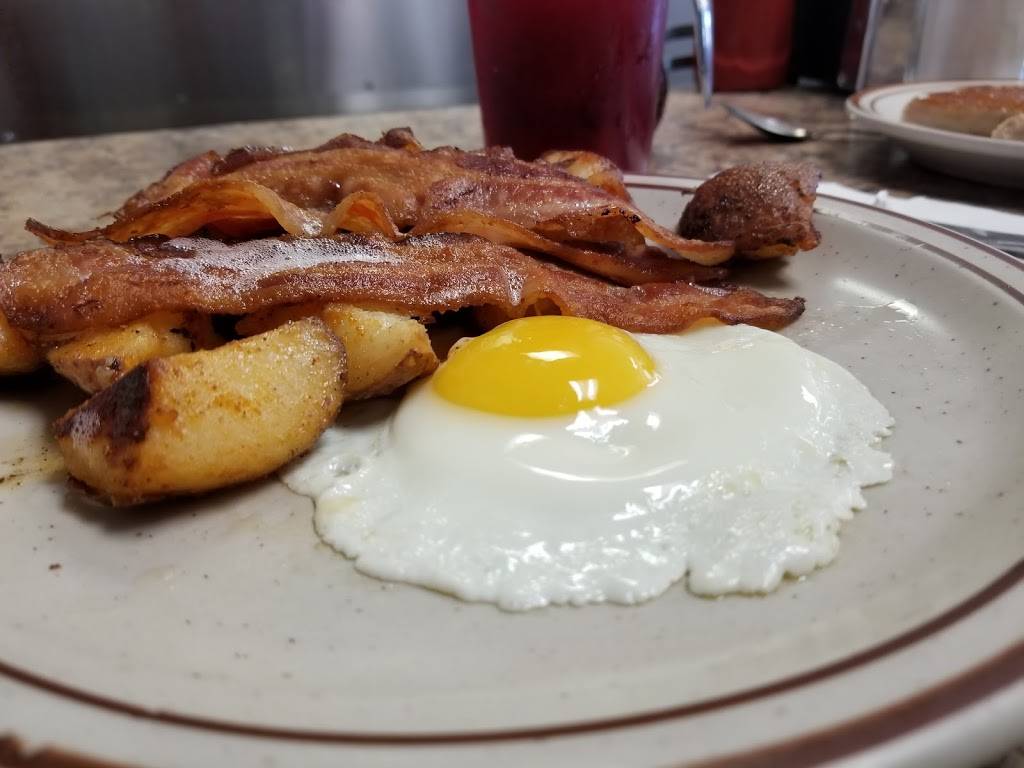 Dotty & Rays | restaurant | 112 North St, Salem, MA 01970, USA | 9787449730 OR +1 978-744-9730