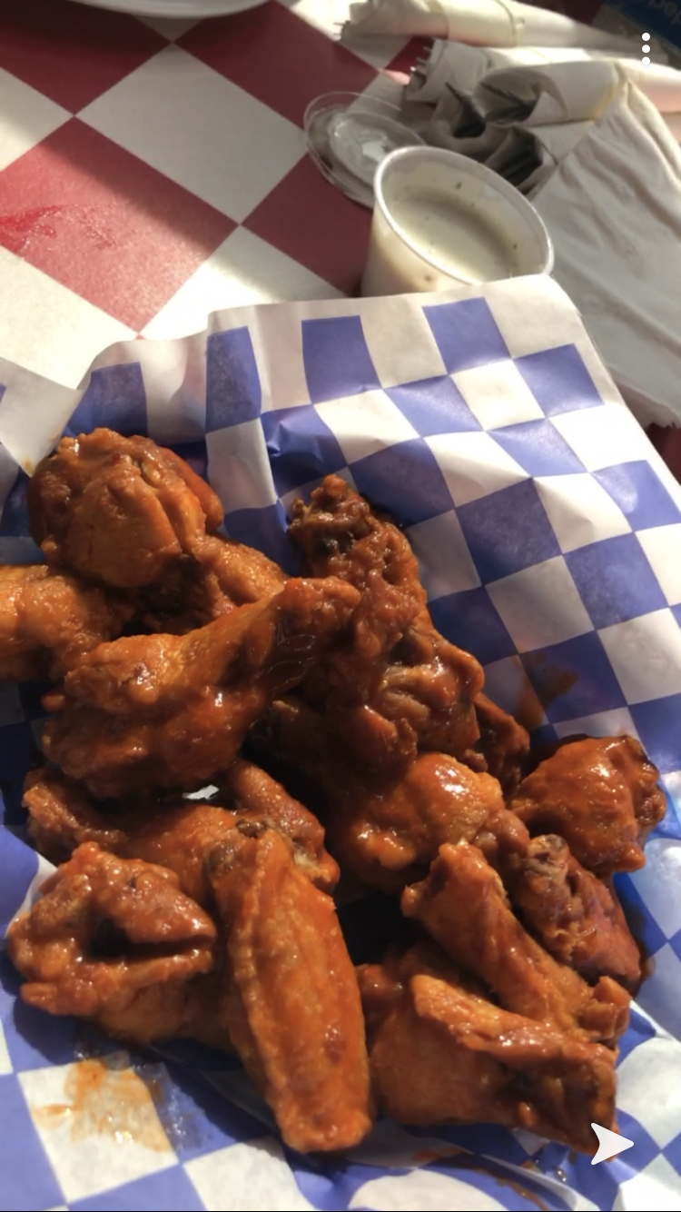 Cubbies Chicago Style Pizza | restaurant | 5701 Young St #401, Bakersfield, CA 93311, USA | 6616650000 OR +1 661-665-0000