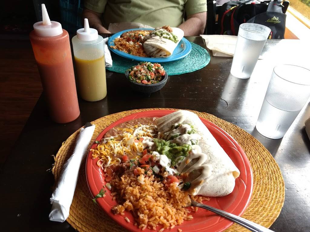 Cha Cha Cha Mexican Taqueria | restaurant | 11008 SE Main St, Milwaukie, OR 97222, USA | 5036592193 OR +1 503-659-2193