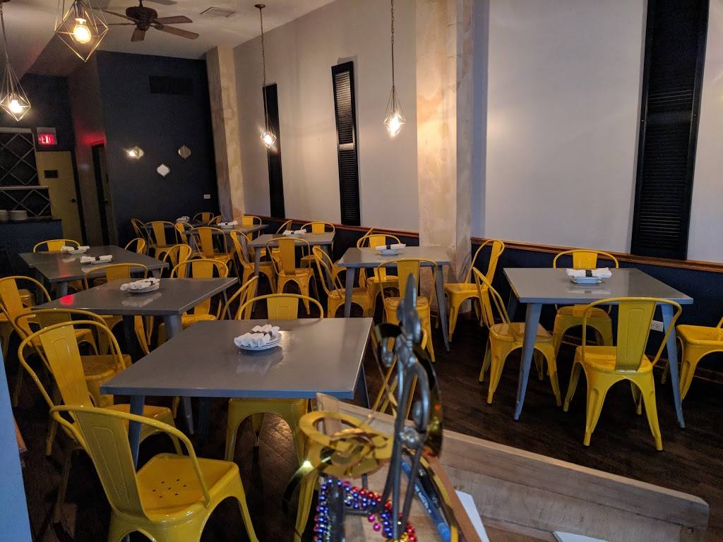 Rue | restaurant | 504 Crescent Blvd, Glen Ellyn, IL 60137, USA | 6307935355 OR +1 630-793-5355