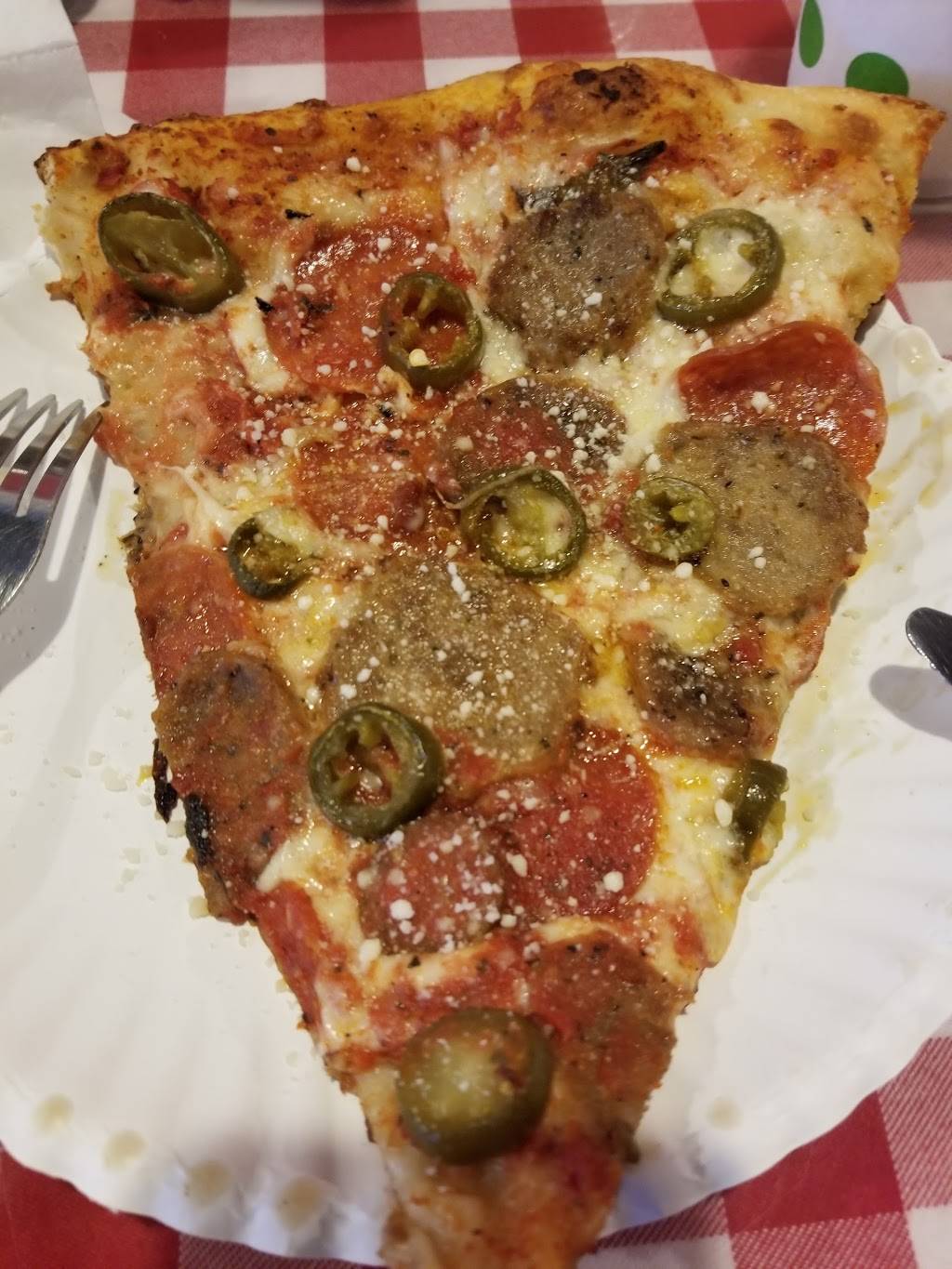 Famous Joes Pizza | restaurant | 2460 Lacy Ln #108, Carrollton, TX 75006, USA | 9722435637 OR +1 972-243-5637