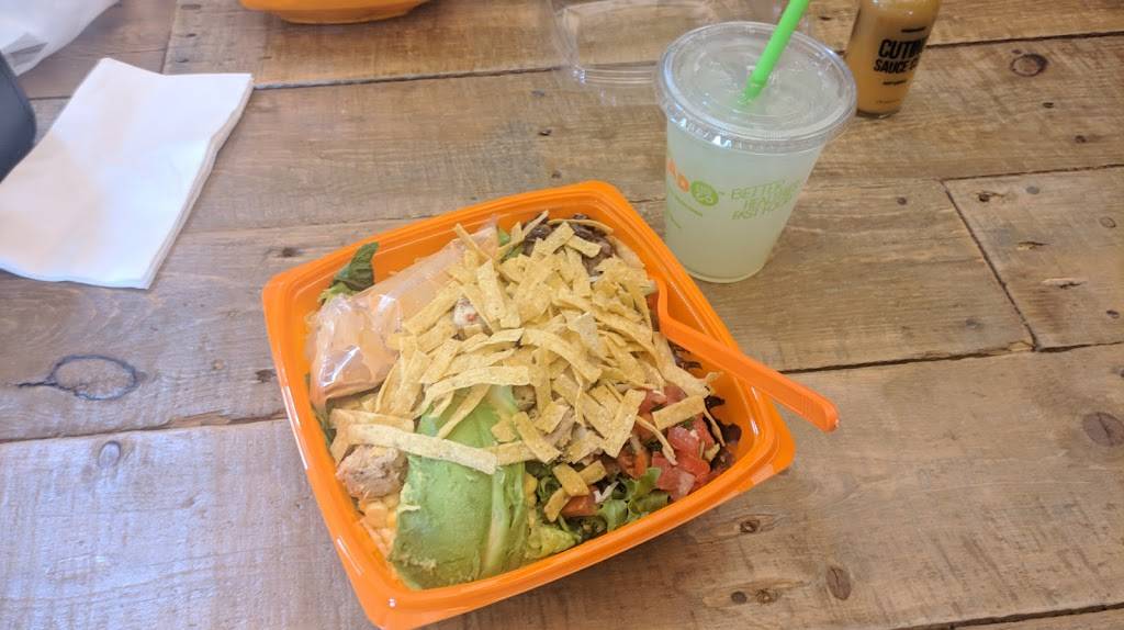 Salad And Go | restaurant | 21060 N Cave Creek Rd, Phoenix, AZ 85024, USA | 6022967605 OR +1 602-296-7605