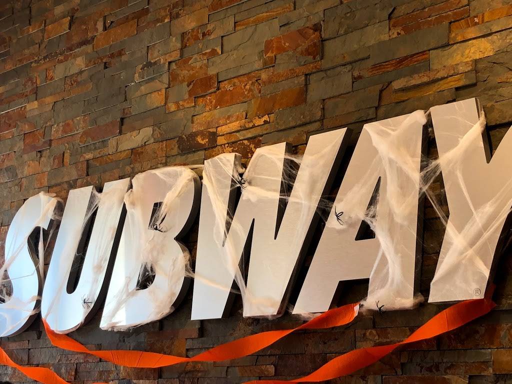Subway Restaurants | restaurant | 494 W Orange Show Rd, San Bernardino, CA 92408, USA | 9098850555 OR +1 909-885-0555