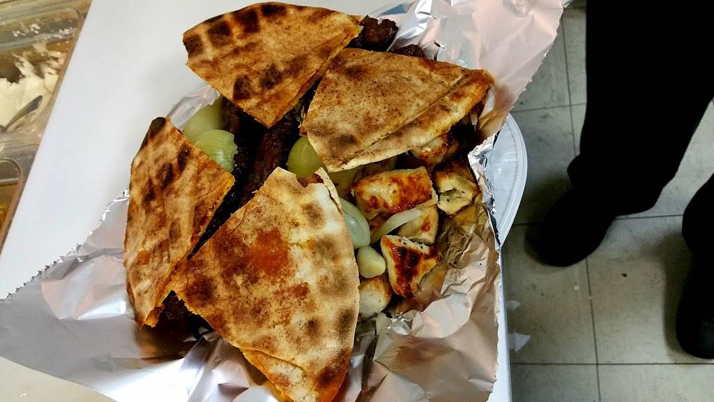 DHAYBI | restaurant | 5922 Rue de Salaberry, Montréal, QC H4J 1J8, Canada | 5147452033 OR +1 514-745-2033