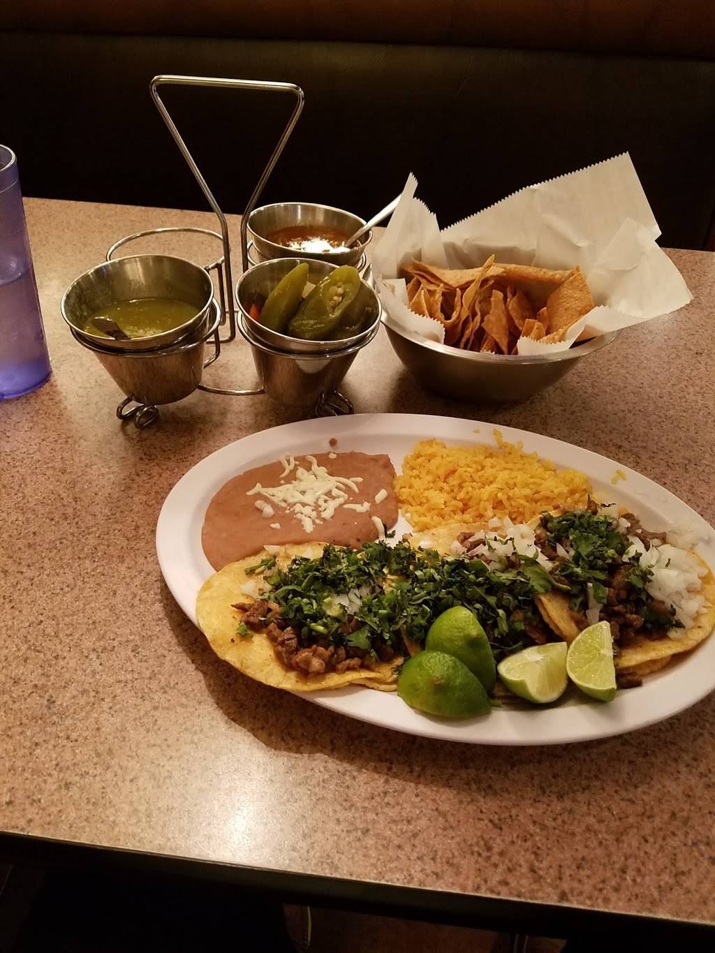 Taqueria El Meson Express | restaurant | 6831 Ogden Ave, Berwyn, IL 60402, USA | 7084841470 OR +1 708-484-1470