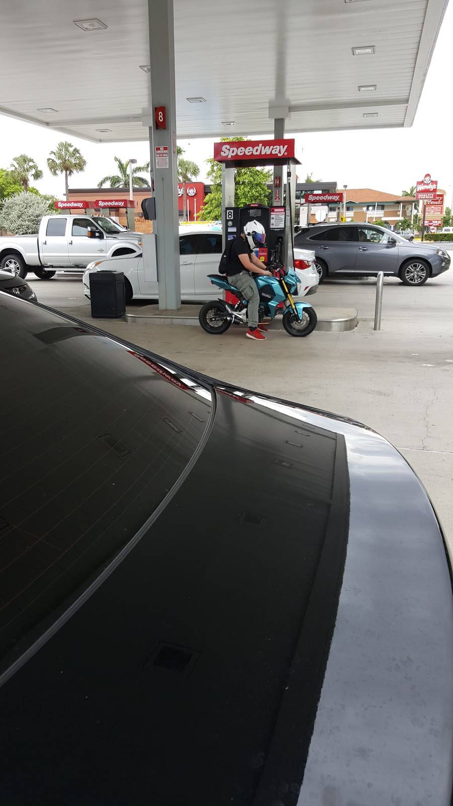 Dunkin | bakery | 7550 NW 186th St, Hialeah, FL 33015, USA | 3058210320 OR +1 305-821-0320