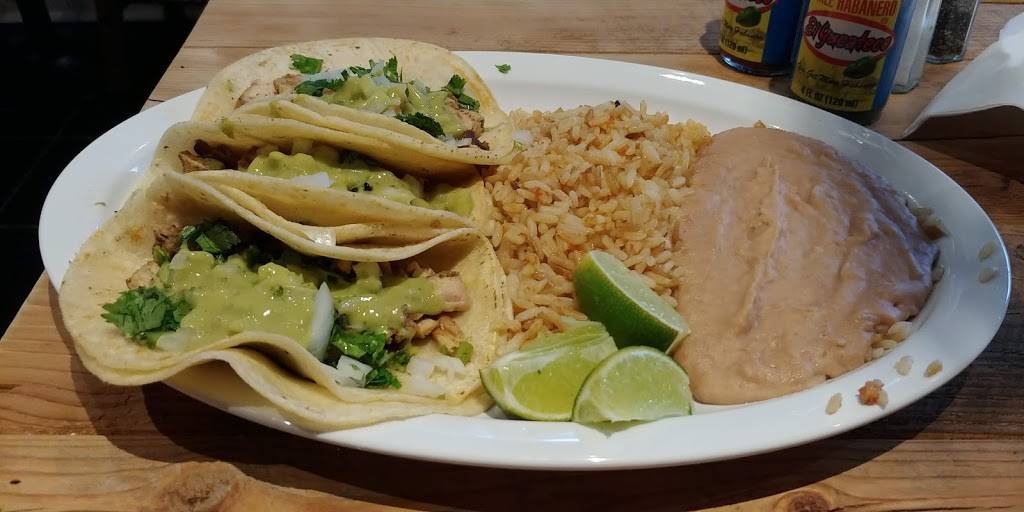 Picante Taqueria | restaurant | 352 Boston Ave, Medford, MA 02155, USA | 7812194267 OR +1 781-219-4267