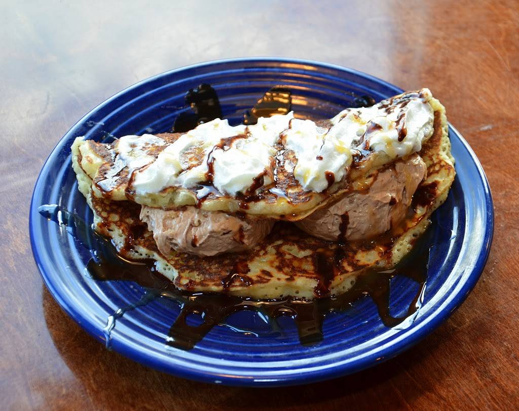 Thunderbird Cafe | restaurant | 42 Island Ford Rd, McGaheysville, VA 22840, USA | 5402895094 OR +1 540-289-5094