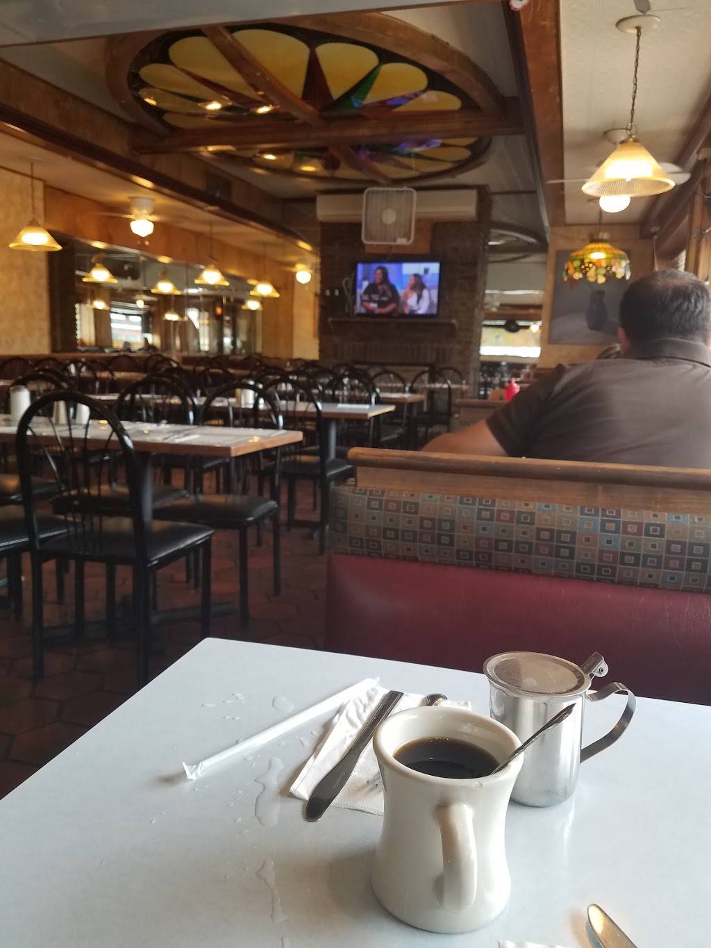 P & L Grill & Diner | meal takeaway | 590 32nd St, Union City, NJ 07087, USA | 2018651121 OR +1 201-865-1121