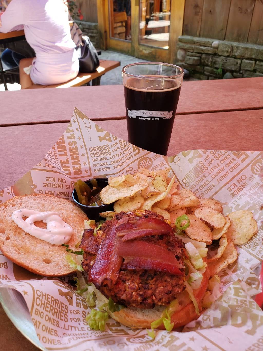 Cherry Public House | Glen Arbor | restaurant | 5109, 6026-B, S Lake St, Glen Arbor, MI 49636, USA | 2312263033 OR +1 231-226-3033