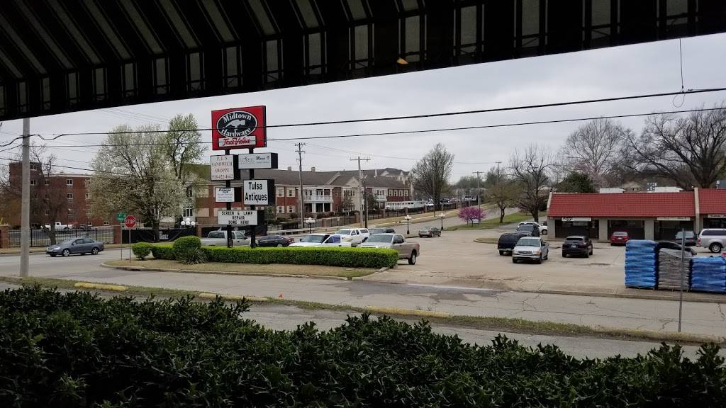 Goldies Patio Grill | meal takeaway | 4401 E 31st St, Tulsa, OK 74135, USA | 9187474546 OR +1 918-747-4546