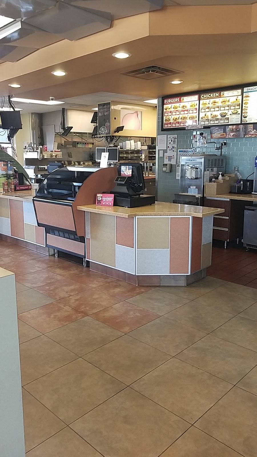 Jack in the Box | restaurant | 459 Hawk Ridge Trail, Lake St Louis, MO 63367, USA | 6366251993 OR +1 636-625-1993