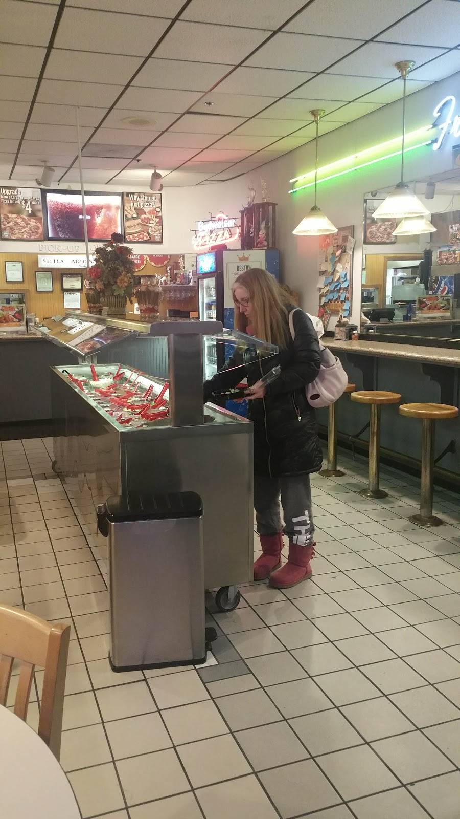 Round Table Pizza | meal delivery | 4855 Hopyard Rd, Pleasanton, CA 94588, USA | 9258470750 OR +1 925-847-0750