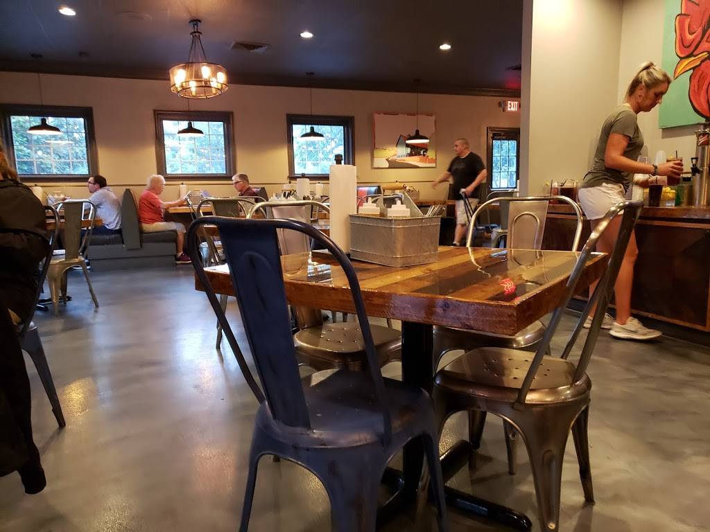 Old City Barbeque | restaurant | 700 York St, Williamsburg, VA 23185, USA | 7573785125 OR +1 757-378-5125