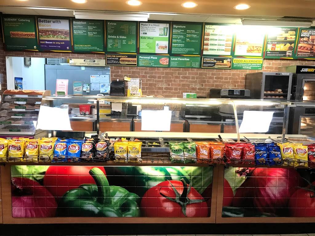 Subway Restaurants | restaurant | 5 Edgell Rd Suite 1A, Framingham, MA 01701, USA | 5088750404 OR +1 508-875-0404