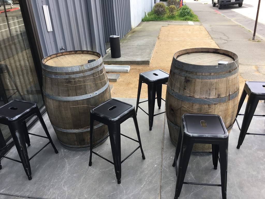 Gilman Brewing Company | restaurant | 912 Gilman St, Berkeley, CA 94710, USA | 5105568701 OR +1 510-556-8701