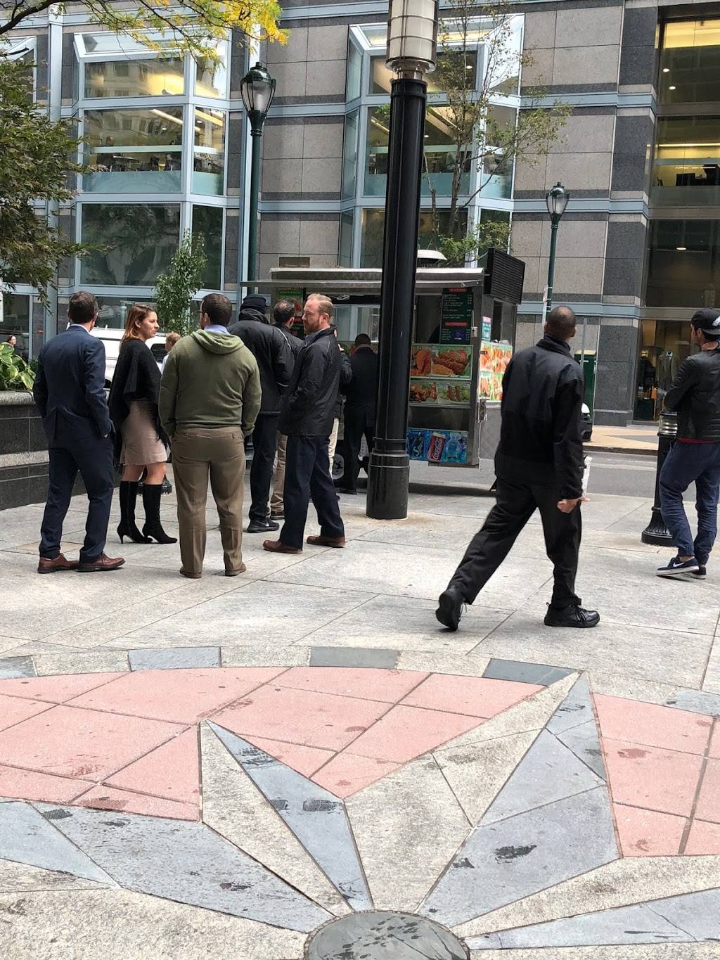 Gyro King | restaurant | S 17th St, Philadelphia, PA 19103, USA | 2158330994 OR +1 215-833-0994