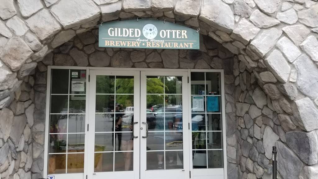 Gilded Otter | restaurant | 3 Main St, New Paltz, NY 12561, USA | 8452561700 OR +1 845-256-1700