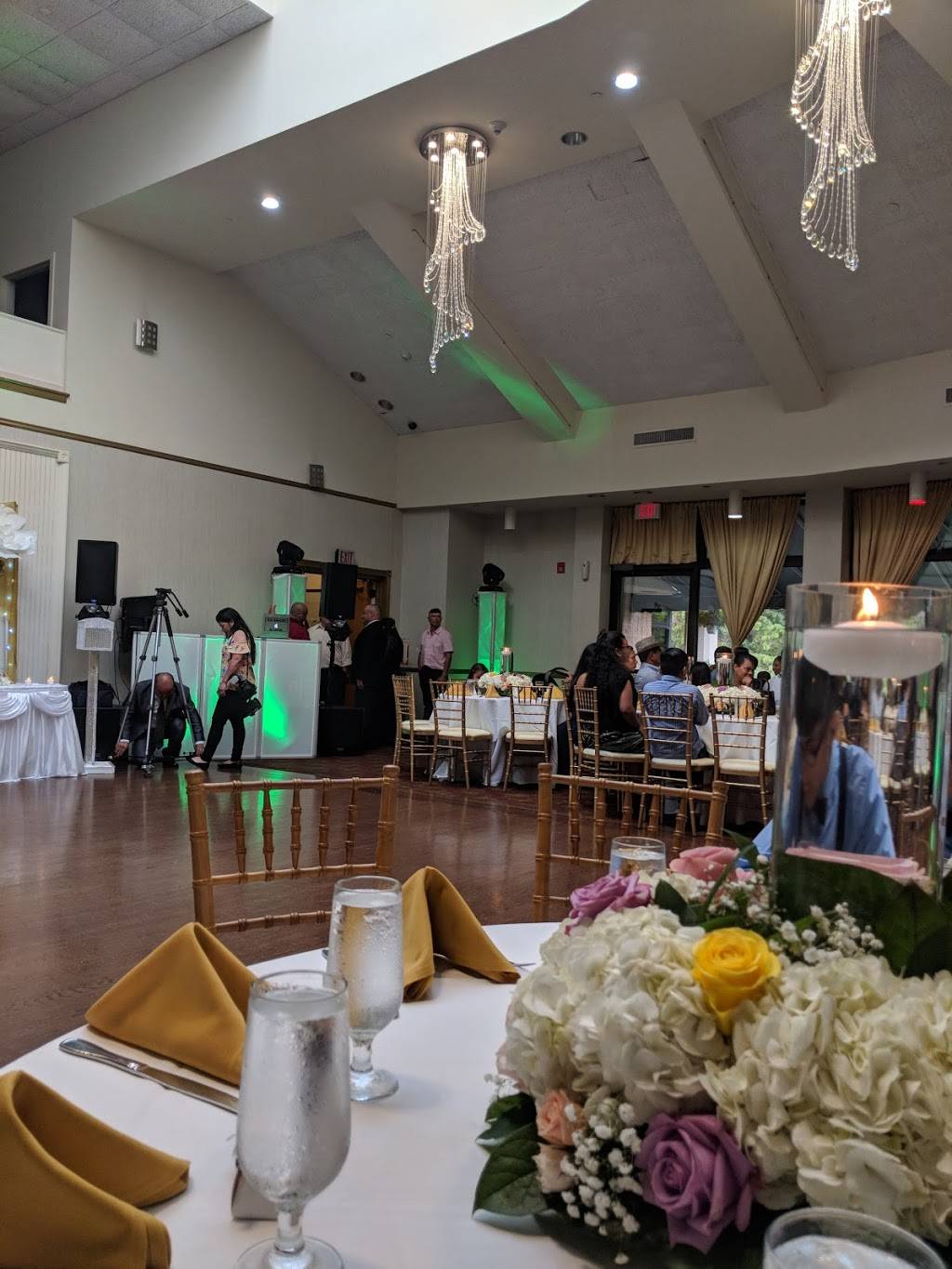 Trio Restaurant | meal delivery | 700 Patchogue-Holbrook Rd, Holbrook, NY 11741, USA | 6315854433 OR +1 631-585-4433