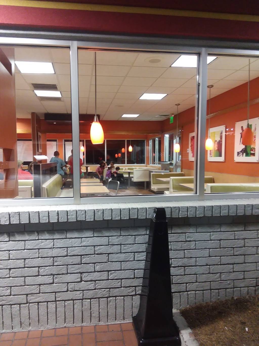 Burger King | restaurant | 1407 Parkhill Parkway, Pell City, AL 35125, USA | 2053384303 OR +1 205-338-4303