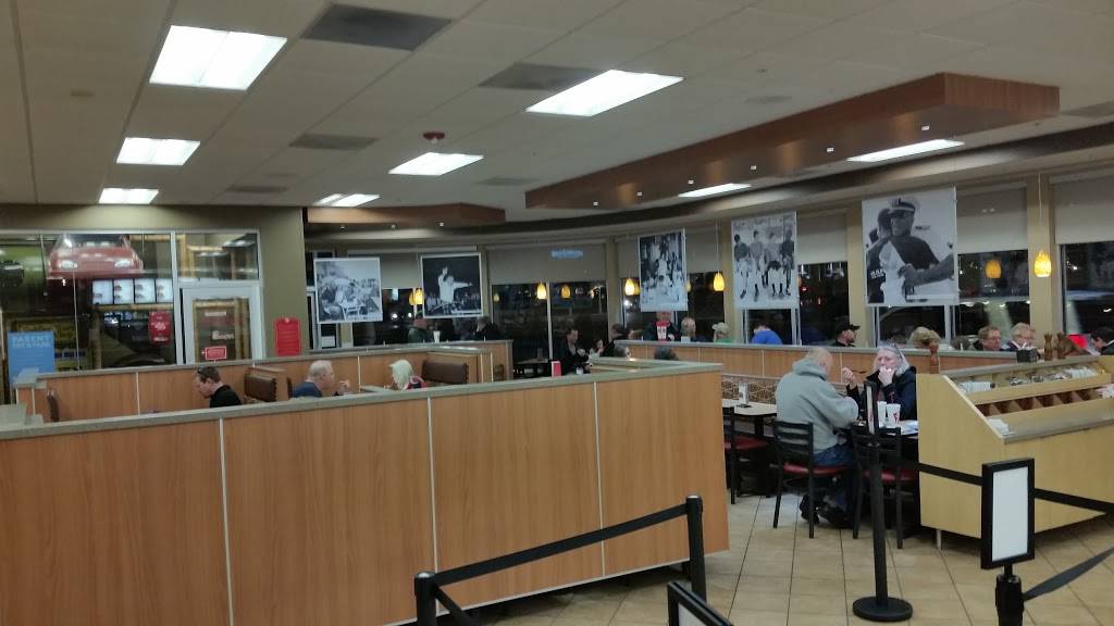 Chick-fil-A | restaurant | Northwoods Mall, 4518 N Sterling Ave, Peoria, IL 61615, USA | 3096826246 OR +1 309-682-6246