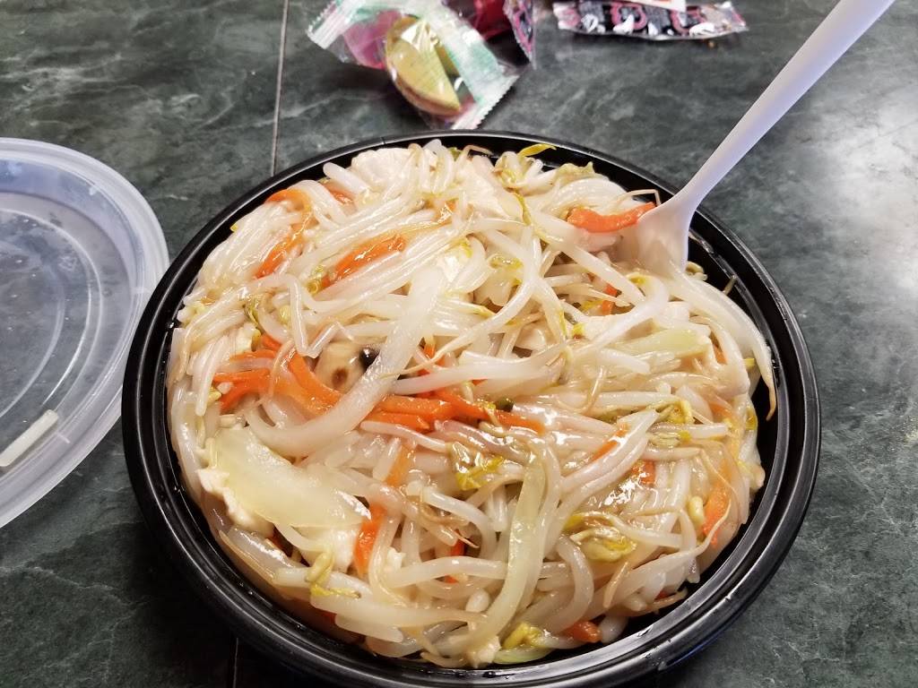 Dragon Wok | restaurant | 221 Cundles Rd E, Barrie, ON L4M 6L5, Canada | 7057332888 OR +1 705-733-2888