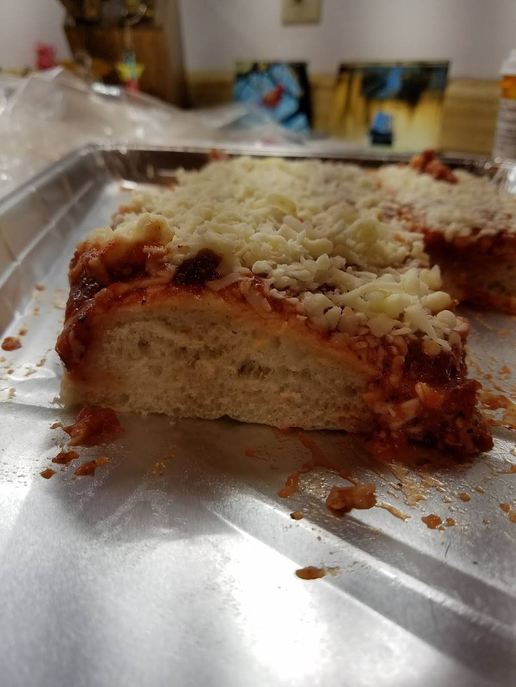 Carmens Pizza | restaurant | 1861 Youngstown Rd SE, Warren, OH 44484, USA | 3303692125 OR +1 330-369-2125