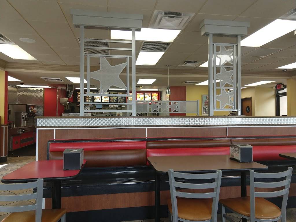 Hardees / Red Burrito | restaurant | 306 W Noble Ave, Williston, FL 32696, USA | 3525280047 OR +1 352-528-0047