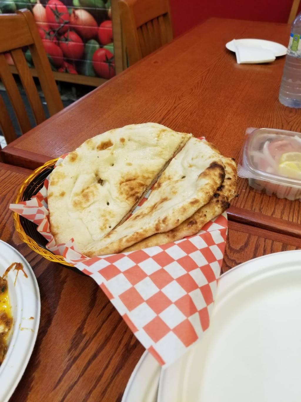 Karahi Stop | restaurant | 145 Clarence St #17, Brampton, ON L6W 1T2, Canada | 9054550404 OR +1 905-455-0404