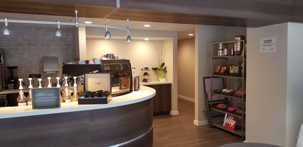 Dolce Cafe | restaurant | 517 N Olive Ave, West Palm Beach, FL 33401, USA | 5615579611 OR +1 561-557-9611