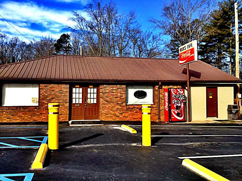 Hucks Cafe | restaurant | 605 Homer Rd, Commerce, GA 30529, USA | 7063356346 OR +1 706-335-6346
