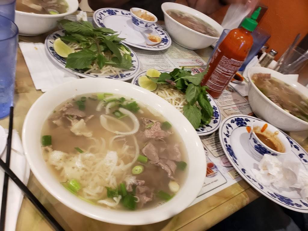 Pho Big Bowl | restaurant | 2248 NW Market St, Seattle, WA 98107, USA | 2065881249 OR +1 206-588-1249