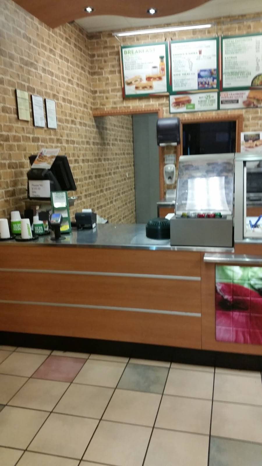 Subway Restaurants | restaurant | 4287 Summer Avenue Space #101, Memphis, TN 38122, USA | 9017633995 OR +1 901-763-3995