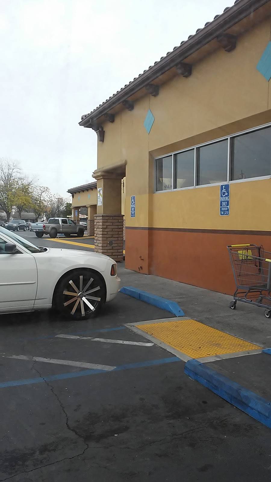 La Superior Mercados | bakery | 1536 Waterloo Rd, Stockton, CA 95205, USA | 2095467950 OR +1 209-546-7950