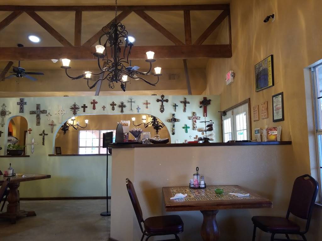 La Cabana Cafe | restaurant | 9600 FM1283, Lakehills, TX 78063, USA | 8306122990 OR +1 830-612-2990