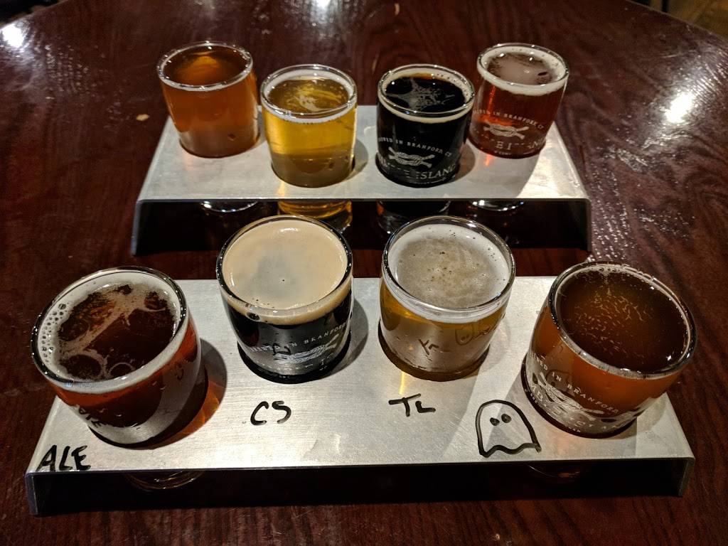 Thimble Island Brewing Company | restaurant | 16 Business Park Dr, Branford, CT 06405, USA | 2032082827 OR +1 203-208-2827