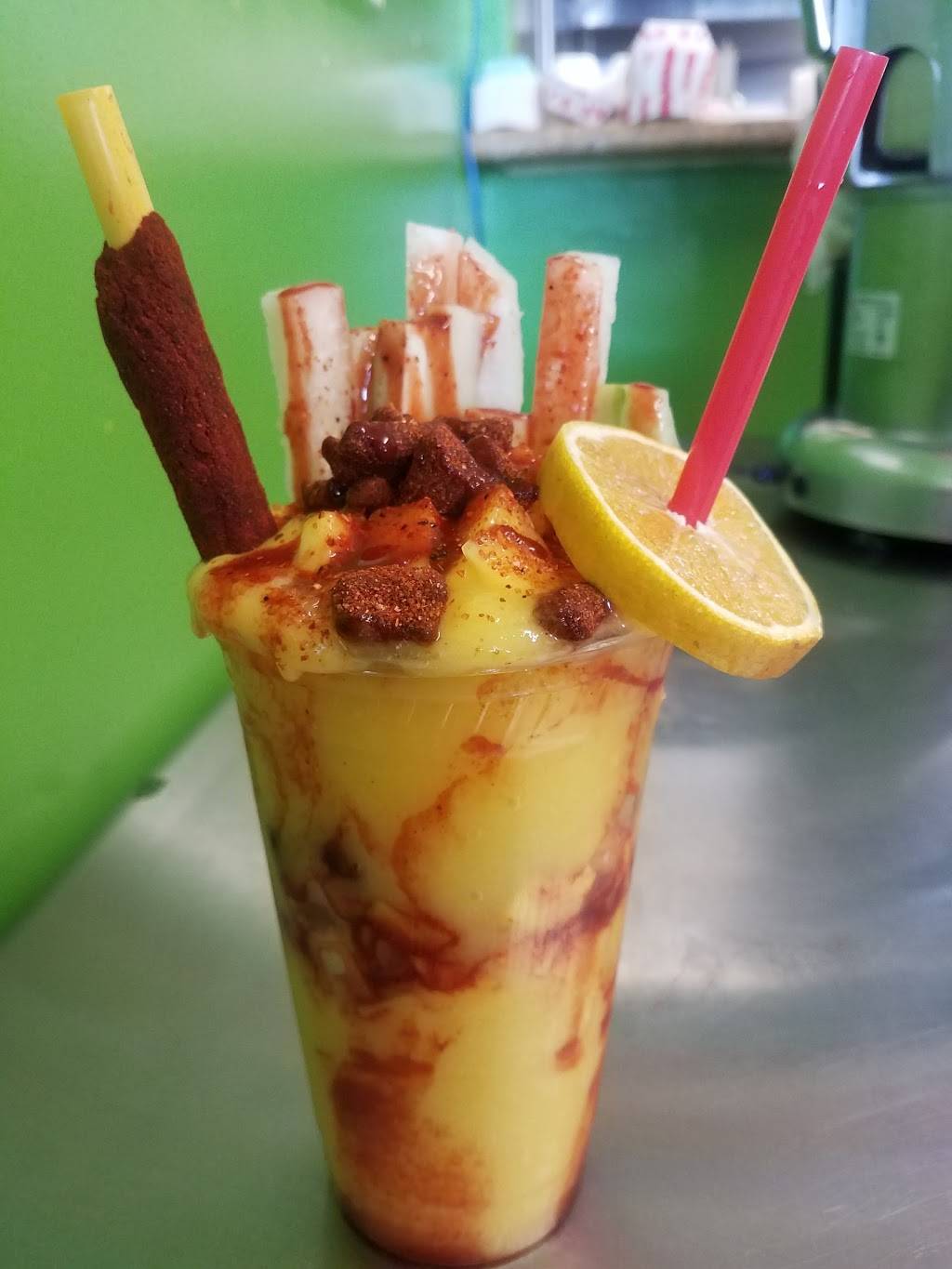 Cocos Juice Bar | restaurant | 9235 Long Beach Blvd, South Gate, CA 90280, USA | 3234767580 OR +1 323-476-7580