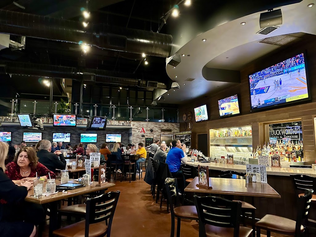 Duckworths Grill & Taphouse | restaurant | 4625 Piedmont Row Dr Suite 115A, Charlotte, NC 28210, USA | 7049006880 OR +1 704-900-6880