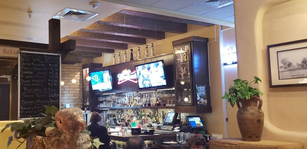 Mi Cocina Restaurant | restaurant | 27961 Highland Ave A, Highland, CA 92346, USA | 9094250393 OR +1 909-425-0393