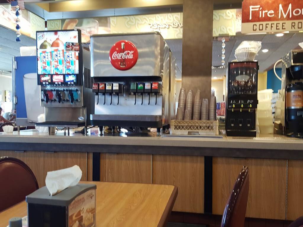 Old Country Buffet | restaurant | 2942 Prince William Pkwy, Woodbridge, VA 22192, USA | 7036706810 OR +1 703-670-6810