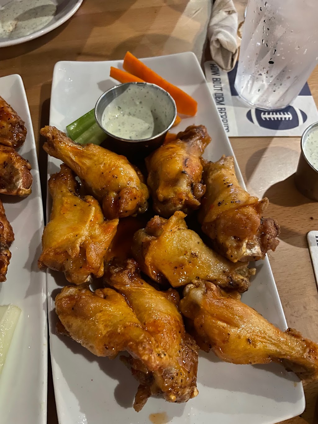 Sylvan Avenue Tavern | restaurant | 1888 Sylvan Ave Suite F250, Dallas, TX 75208, USA | 9729134114 OR +1 972-913-4114