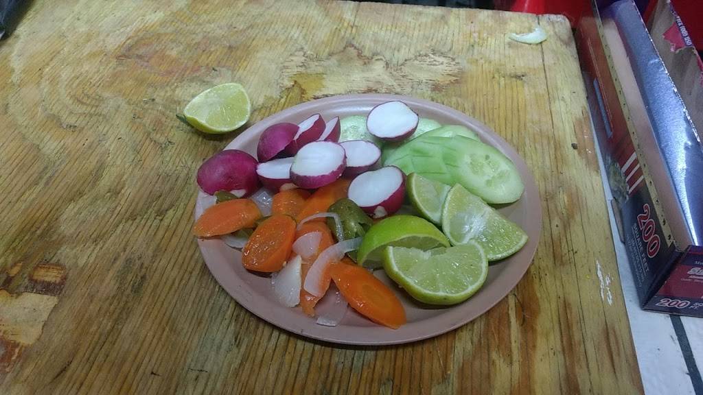 Mulas GIGANTES (Lonchera Lupita) | restaurant | Av. José López Portillo Ote. 152, Nueva Tijuana, 22435 Tijuana, B.C., Mexico | 016646473272 OR +52 664 647 3272