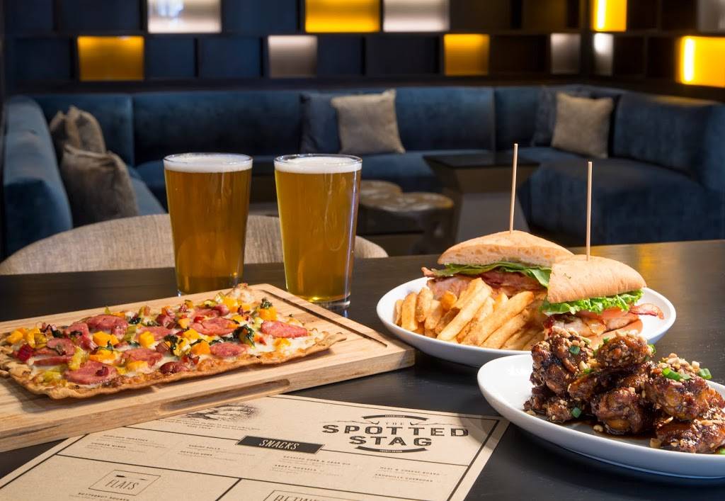 The Spotted Stag | restaurant | 100 Fairway Dr, Deerfield Beach, FL 33441, USA | 9544277700 OR +1 954-427-7700