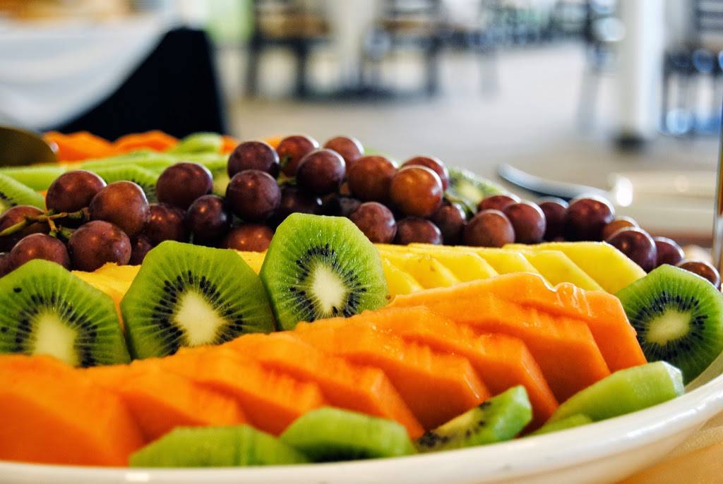 The Chartroom | restaurant | 6049 E 7th St, Long Beach, CA 90840, USA | 5629854090 OR +1 562-985-4090