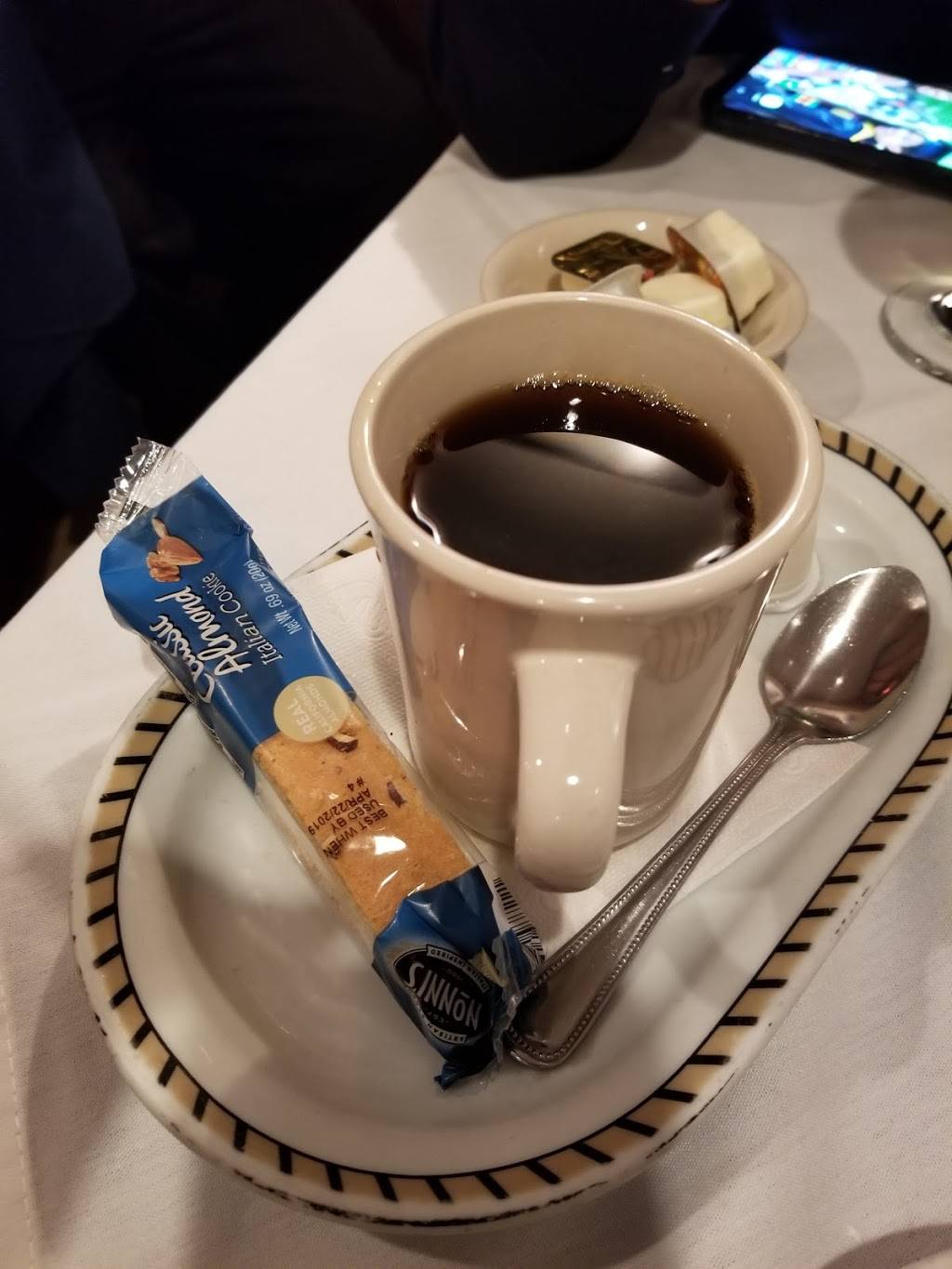 The Athena Pallas Restaurant | restaurant | 556 22nd St S, Arlington, VA 22202, USA | 7035213870 OR +1 703-521-3870