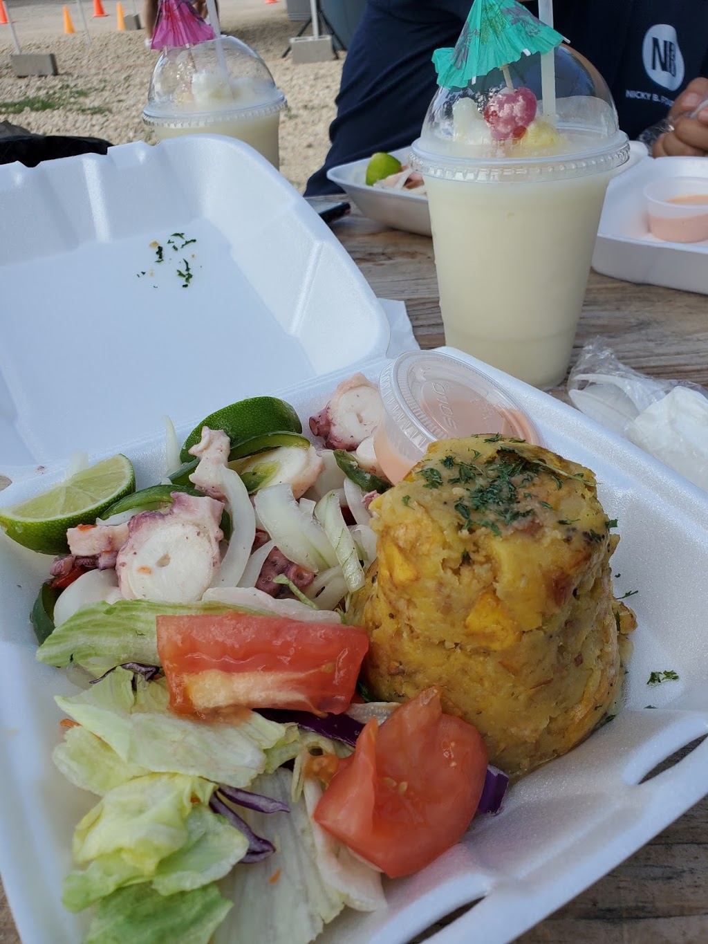 Puerto KoKi SA | restaurant | 11395 Shaenfield Rd, San Antonio, TX 78254, USA | 2105484650 OR +1 210-548-4650