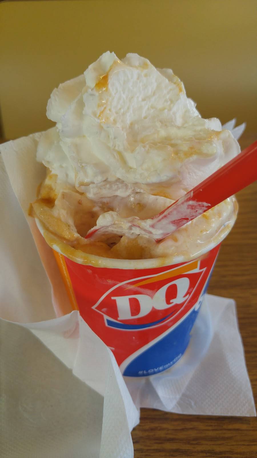 Dairy Queen | restaurant | 2734 W Camelback Rd, Phoenix, AZ 85017, USA | 6022490432 OR +1 602-249-0432