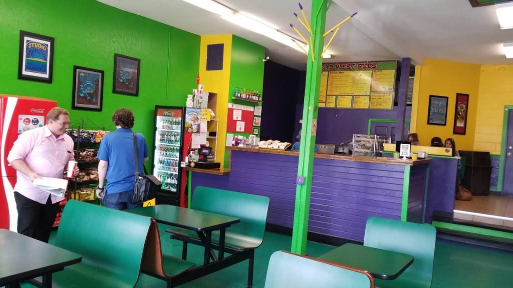 Head West Sub Stop | restaurant | 136 S Oakland Ave, Decatur, IL 62522, USA | 2177916623 OR +1 217-791-6623