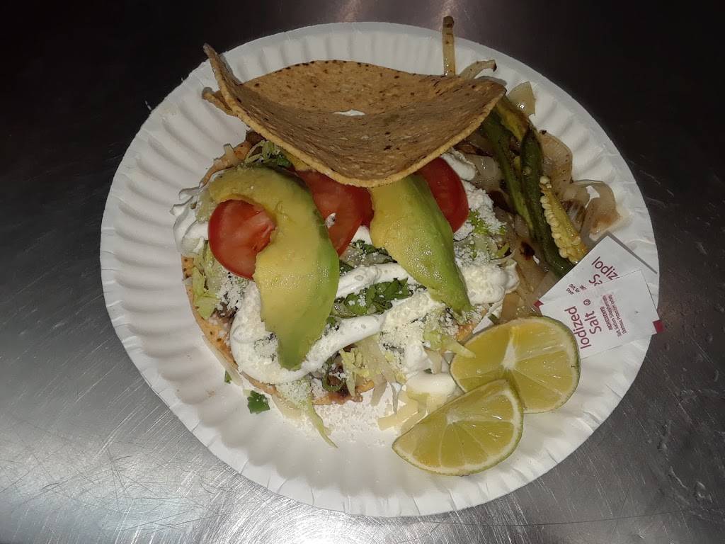 El Mero Gallo Taqeria | restaurant | 8524 Gulf Fwy, Houston, TX 77061, USA | 9363408419 OR +1 936-340-8419